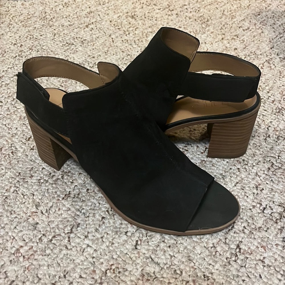 Suede Franco Sarto open toed platform